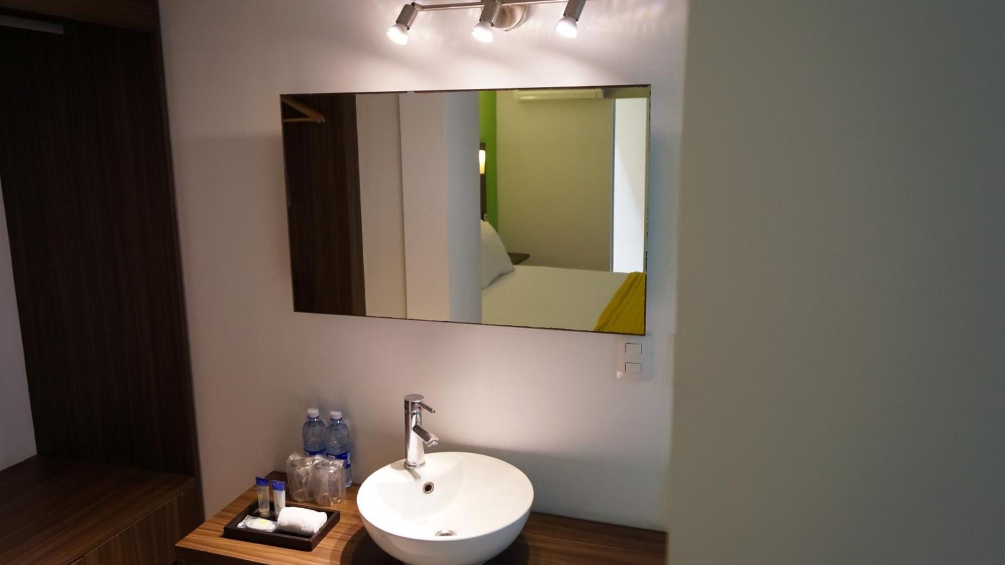 El Hotel Business Class - Zamora Centro ภายนอก รูปภาพ