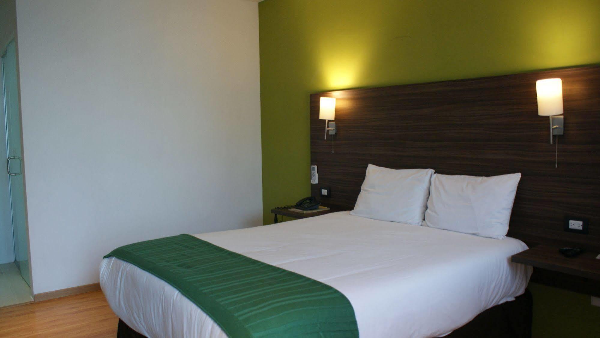 El Hotel Business Class - Zamora Centro ภายนอก รูปภาพ